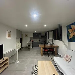 Jolie Grand T2 Appartement Les Aiguiers